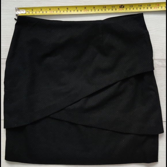 Nwot, Mini dotted skirt - Picture 4 of 9